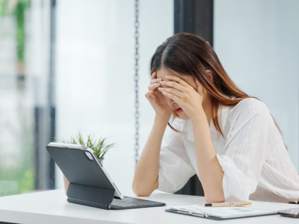 Revive Your Tired Eyes with These Quick Laptop Eye Exercises