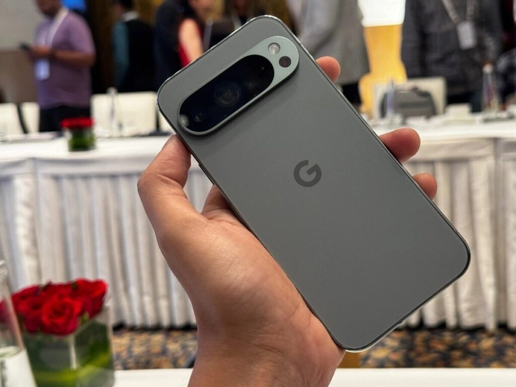 Google Pixel 9 Pro available with a ₹10,000 discount, lasts like new for 7 years.