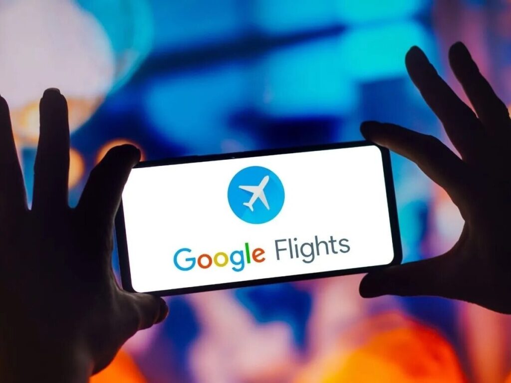 Google's new feature helps you book the cheapest flights and save thousands.