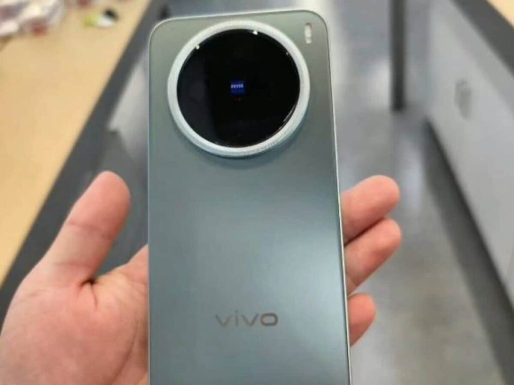 Vivo X200 Pro Mini set to make a splash with stunning look revealed before launch.