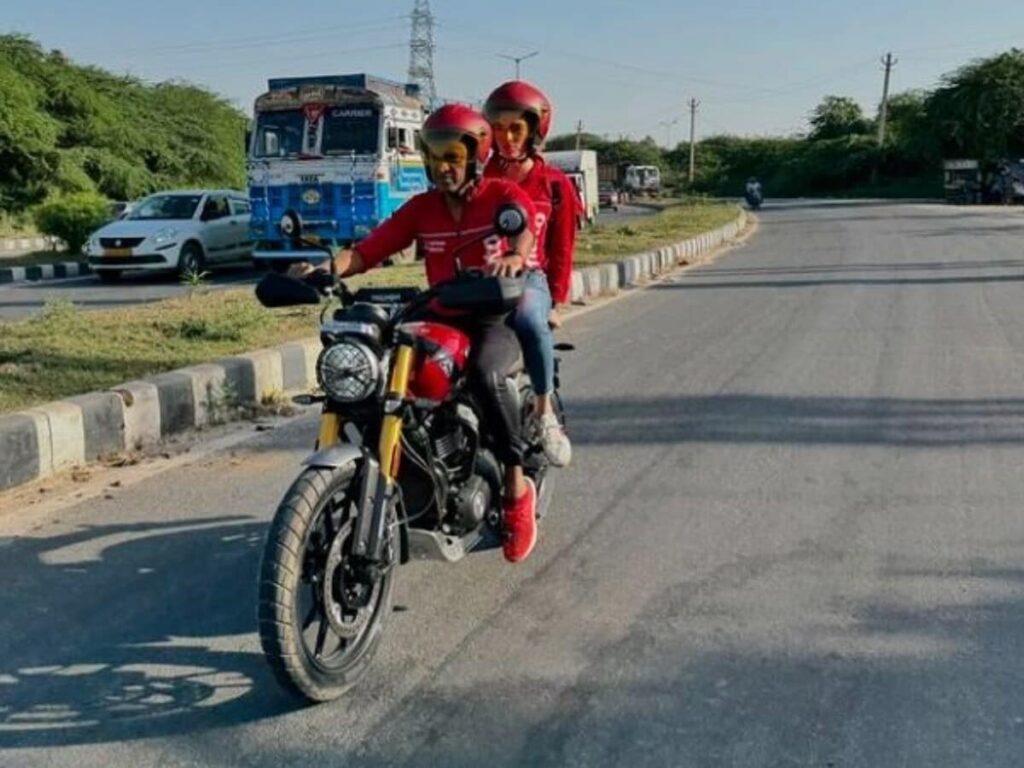 Zomato CEO Deepinder Goyal and wife work as delivery agents, deliver food on expensive bike.