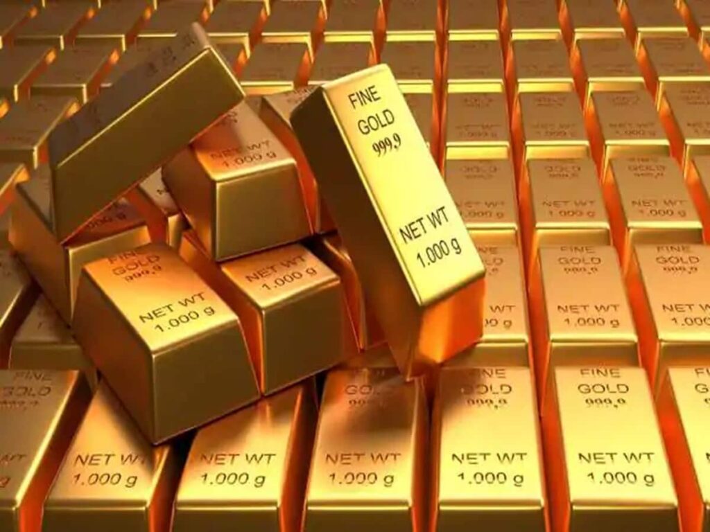 Gold and silver hit new highs as fiscal year 2080 ends; prices may rise further in 2025.