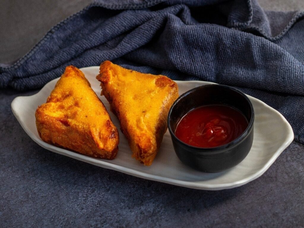 Crispy Onion Bread Pakoras in Just Ten Minutes!