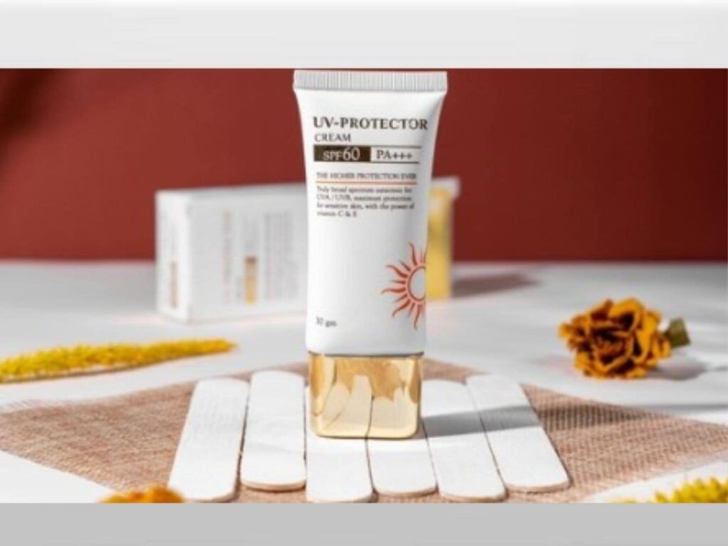 Revolutionary Sunscreen Sticks: Effortless Protection for Your Skin in the Sun!