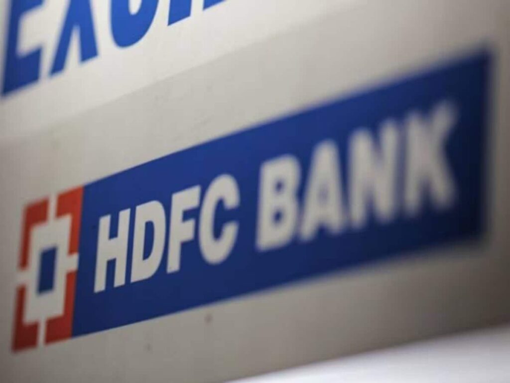 HDFC Bank services unavailable for 4 hours tonight; online banking inaccessible.