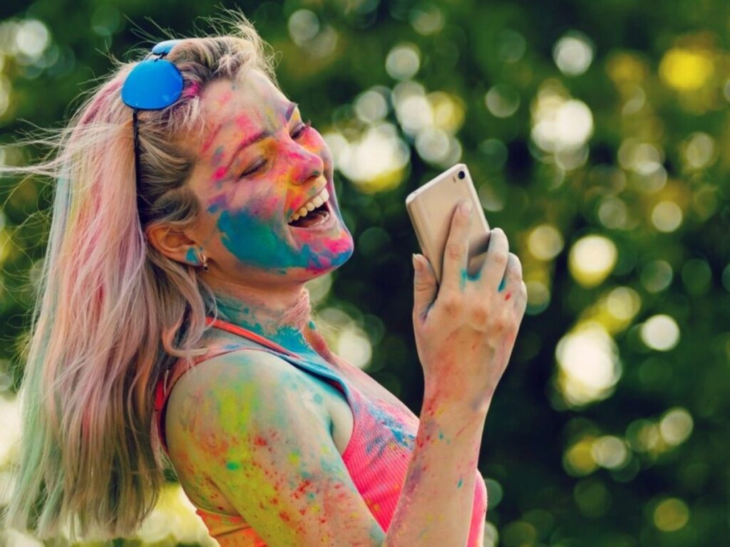 Holi 2025: Keep Your Smartphone Safe with These 3 Easy Tips