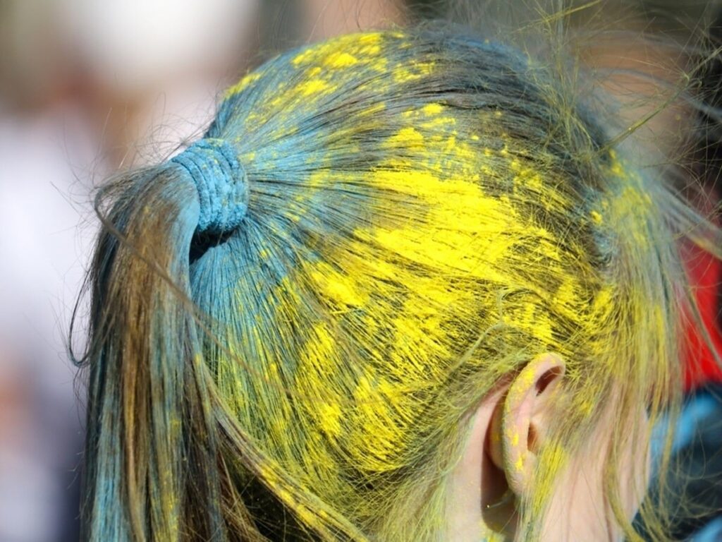 Revitalize Your Hair Post-Holi: Keep It Vibrant and Lively!